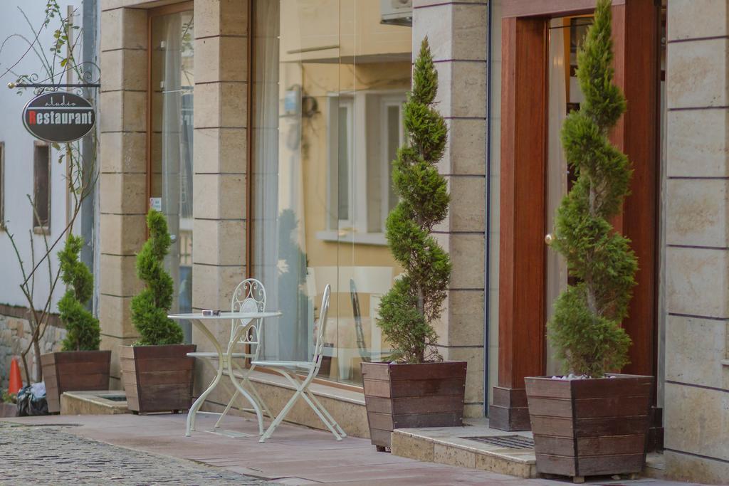 Hotel Studio Veliko Turnovo Bagian luar foto